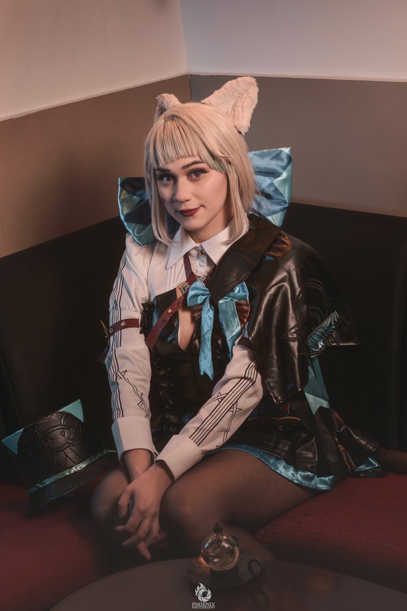 lilunariae's tweet photo. Tea is ready, now it's time for a short rest 🐱🍰

ph: @ImPhoenix_Ph 

 #genshinimpact #cosplay #lynette #genshincosplay #italiancosplayer #lynettecosplay https://t.co/qq1oJCdKfN