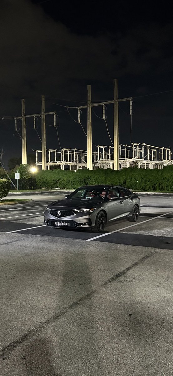 Prada ⚡️ tweet media