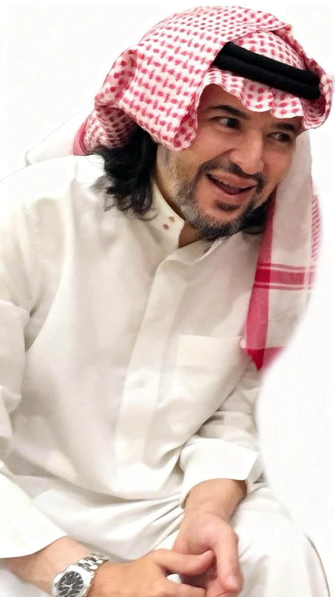 رحمك الله يا زوجي السامي ♥️
تعلمت منك صفات كثيرة كانت رمز للأمل والتفاؤل؛ مثل جمال الابتسامة،واللطف وطيبة القلب 🤍
#خالد_سامي