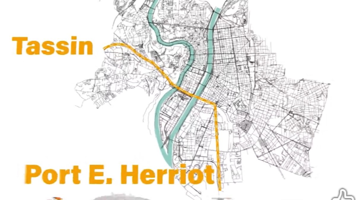 Tunnel à #Lyon
. Un #tunnel à 2x2 qui capte le transit (15k🚗) puis monte jusqu’à 100k🚗
. Un axe historique qui a toujours besoin de desserte locale à 2x1/2x2 et monte à 25/50k🚗)
. Ces 2 trafics tentent de se re-mélanger à St Fons/Écully
. Comment ça pourrait mal se passer ? ⤵️
