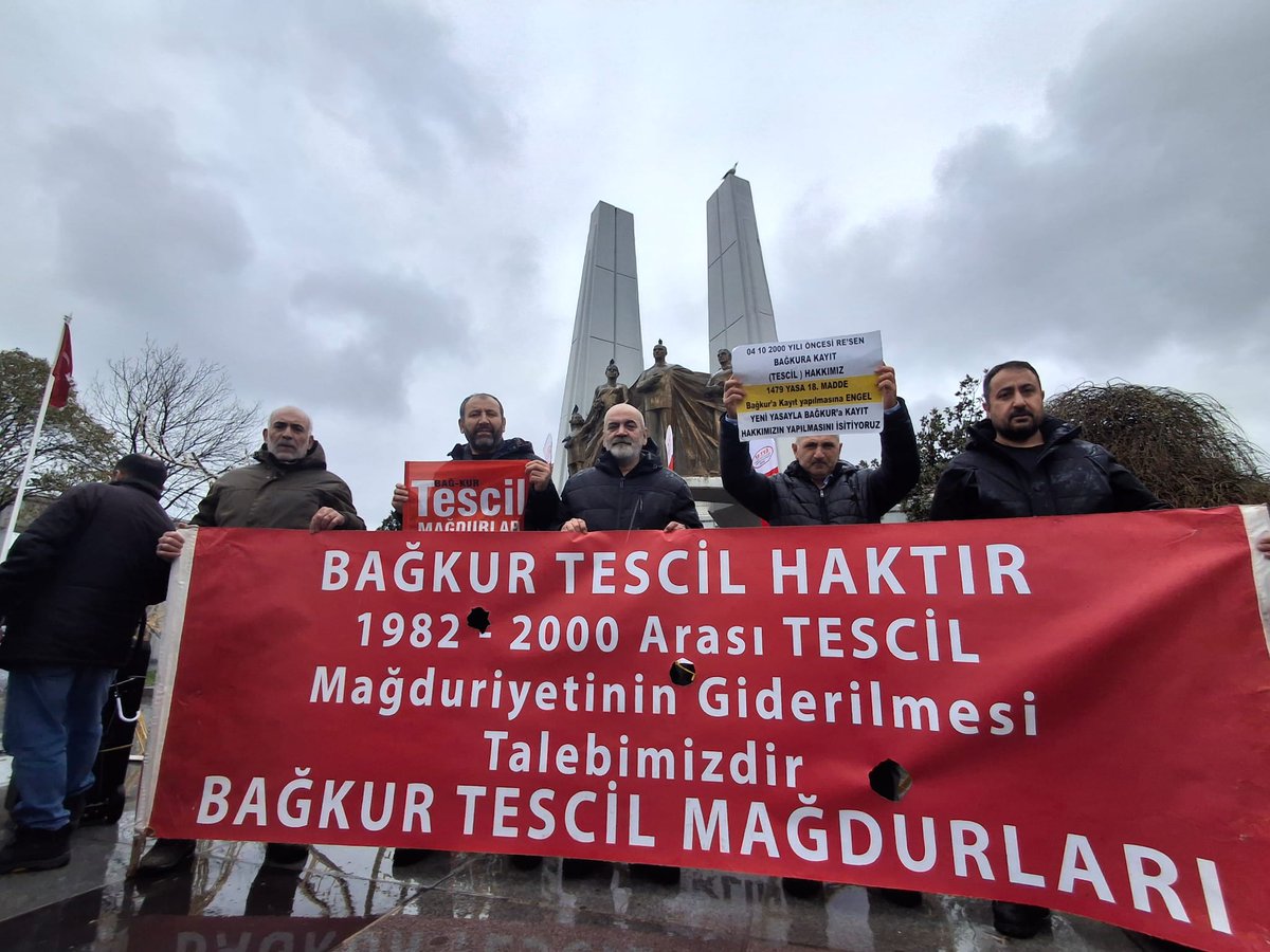 <a href="/EytEmeklilerFed/">EYT VE EMEKLİLER FEDERASYONU</a> <a href="/korkusuzgazete/">Korkusuz</a> <a href="/RTErdogan/">Recep Tayyip Erdoğan</a> <a href="/isikhanvedat/">Prof. Dr. Vedat Işıkhan</a> <a href="/RTErdogan/">Recep Tayyip Erdoğan</a> <a href="/dbdevletbahceli/">Devlet Bahçeli</a> <a href="/isikhanvedat/">Prof. Dr. Vedat Işıkhan</a> <a href="/B_Palandoken/">Bendevi Palandöken</a> <a href="/ErsinBayav/">Ersin BAYAV</a> <a href="/melih_meric/">Melih Meriç</a> <a href="/FilizKKonca/">🧭 Filiz KOÇ KONCA</a> <a href="/TBMMresmi/">TBMM</a> <a href="/eczserkansari/">Serkan Sarı 🇹🇷</a> <a href="/sgksosyalmedya/">SGK</a> <a href="/herkesicinCHP/">CHP 🇹🇷</a> <a href="/fethigurer/">Ömer Fethi Gürer</a> <a href="/eczozgurozel/">Özgür Özel</a> <a href="/dileketesgk/">Dilek ETE</a> 
#BağkurTescilZulmüBitsin
#BağkurTescilMağdurları