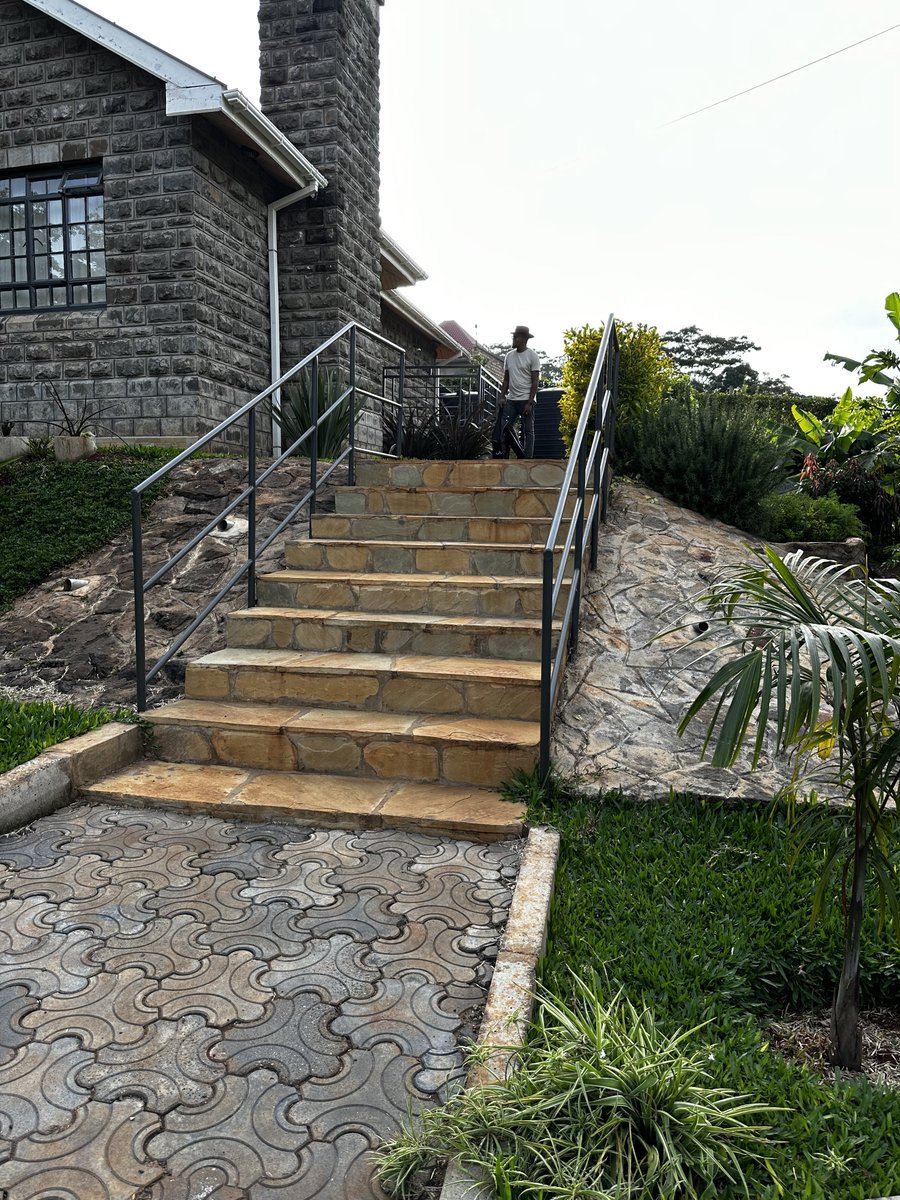 dnahinga's tweet image. "The architect who combines in his being the powers of vision, of imagination, of intellect, of sympathy with human need and the power to interpret them in a language vernacular and timeless is the true architect." - Frank Lloyd Wright

This means understanding local materials…