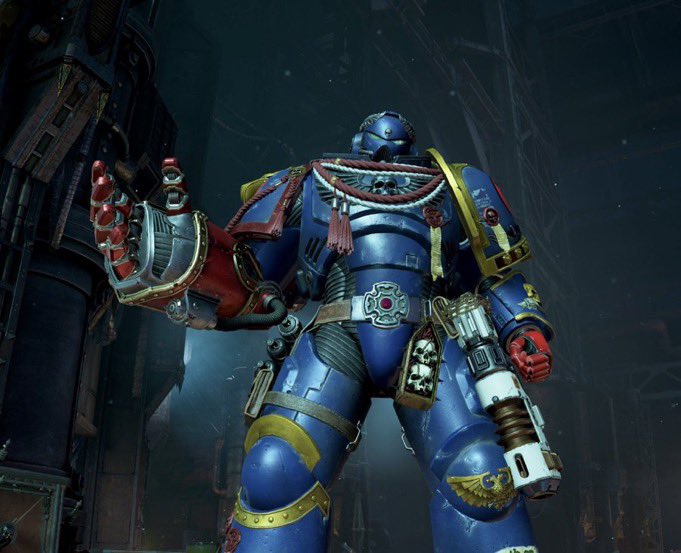 Eleniumtype95's tweet image. Hey get up we have xenos to purge