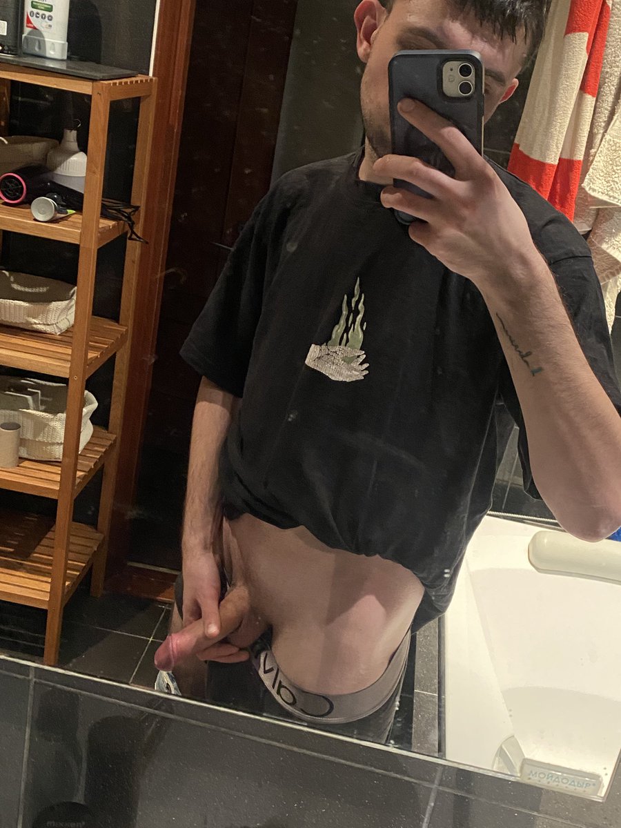 valilunchik tweet media