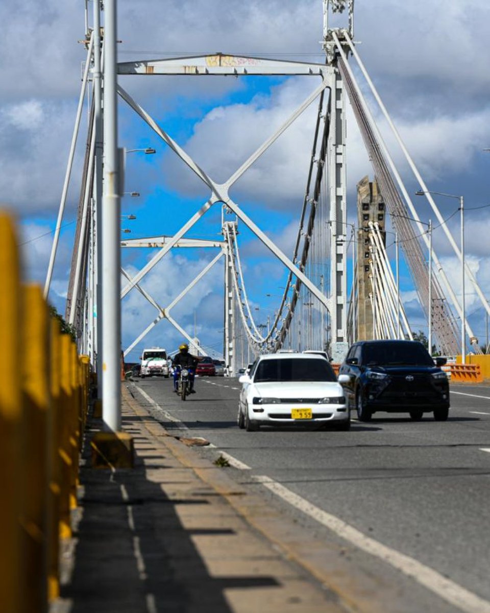 ListinDiario's tweet photo. Ingenieros advierten es crítica la estructura interna del Puente Duarte

🔗https://t.co/HoXkXE0tTV

#ListínDiario https://t.co/nX4B5Ggfxq
