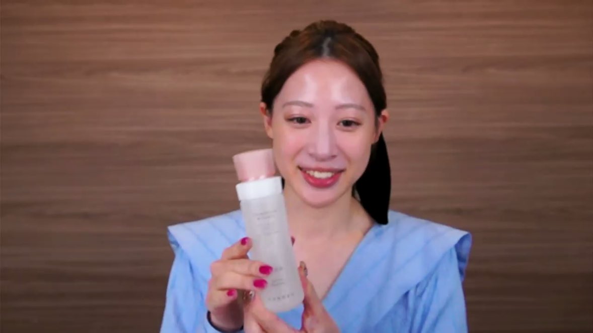 初めての人にオススメなのは「基本の4点セット」保湿液/美活肌エキス