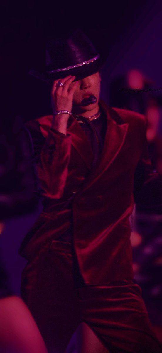 EndlessLight_BH's tweet photo. 260102
<Reverie.>
🍷

#边伯贤 #백현 #BAEKHYUN #ベッキョン 
@B_hundred_Hyun https://t.co/HYQn8bzKXN