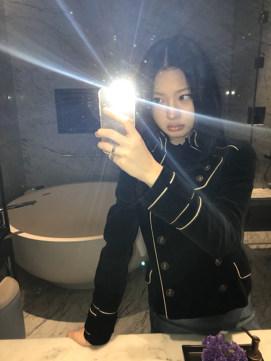 KiiiKiii_talk's tweet image. 많이 젠지해진 𝒫𝓇𝒾𝓃𝒸ℯ..

#KiiiKiii #키키 #KYA #키야