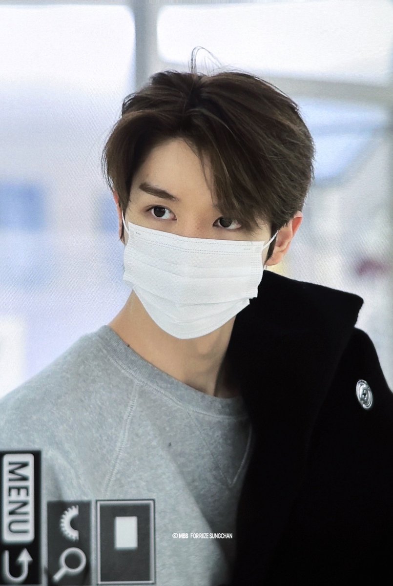 MBB_913's tweet image. 260113 HND

#성찬 #SUNGCHAN #ソンチャン 
#RIIZE #라이즈