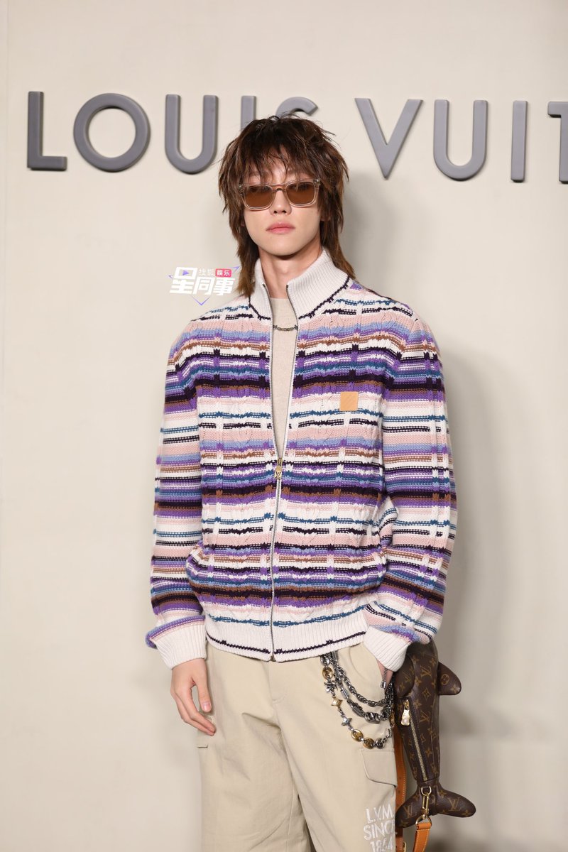 wonubliss's tweet image. Xu Minghao today! 😎🖤

#THE8_Immerses_In_LVBeijing #XUMINGHAOxLouisVuitton