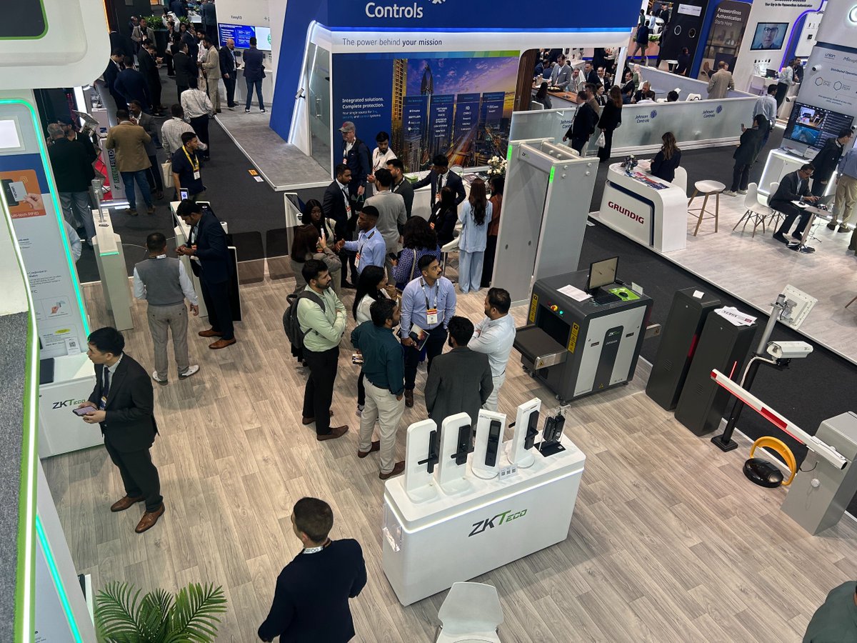 ZKTecoME's tweet photo. Day 2 vibes at INTERSEC with ZKTeco 👋
Come explore the latest in security and access solutions.

Visit us at Booth S1-C31, Dubai World Trade Center

#ZKTeco #INTERSECExpo #AccessControl #BiometricTech #SecuritySolutions #MeetUs https://t.co/mq0lyJUtPL