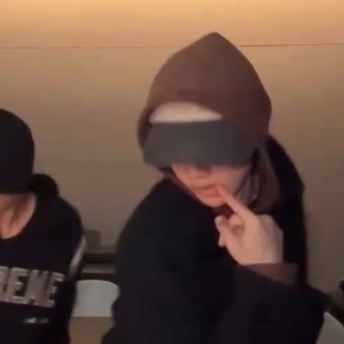 입술 뚱쭝해서 너무 귀엽고 섹시해 귀여워