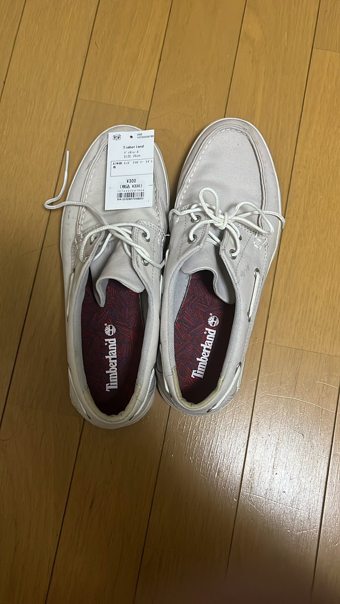 Raito181111's tweet photo. 安っす
#靴 #安い https://t.co/ha1GT8iLFy
