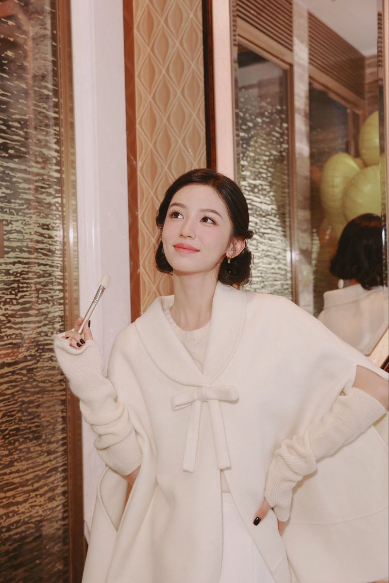 🏮𝐉. 𝐖𝐚𝐧𝐲𝐢𝐧 ★ tweet media