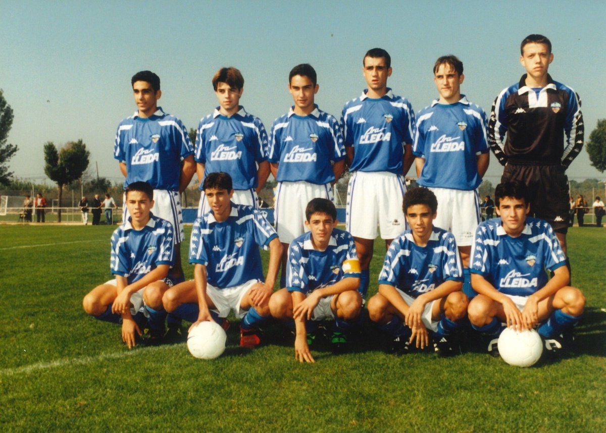 OriolJove's tweet photo. ‼️ ÒSCAR RUBIO ES RETIRA

Per motius personals, el capità del @LleidaCF penjarà les botes aquest diumenge contra el @cfcanvidalet

Marxa com una llegenda: després de 320 partits que el converteixen en el 5è jugador que més n'ha disputat en tota la història del club https://t.co/tX0iz6soZf