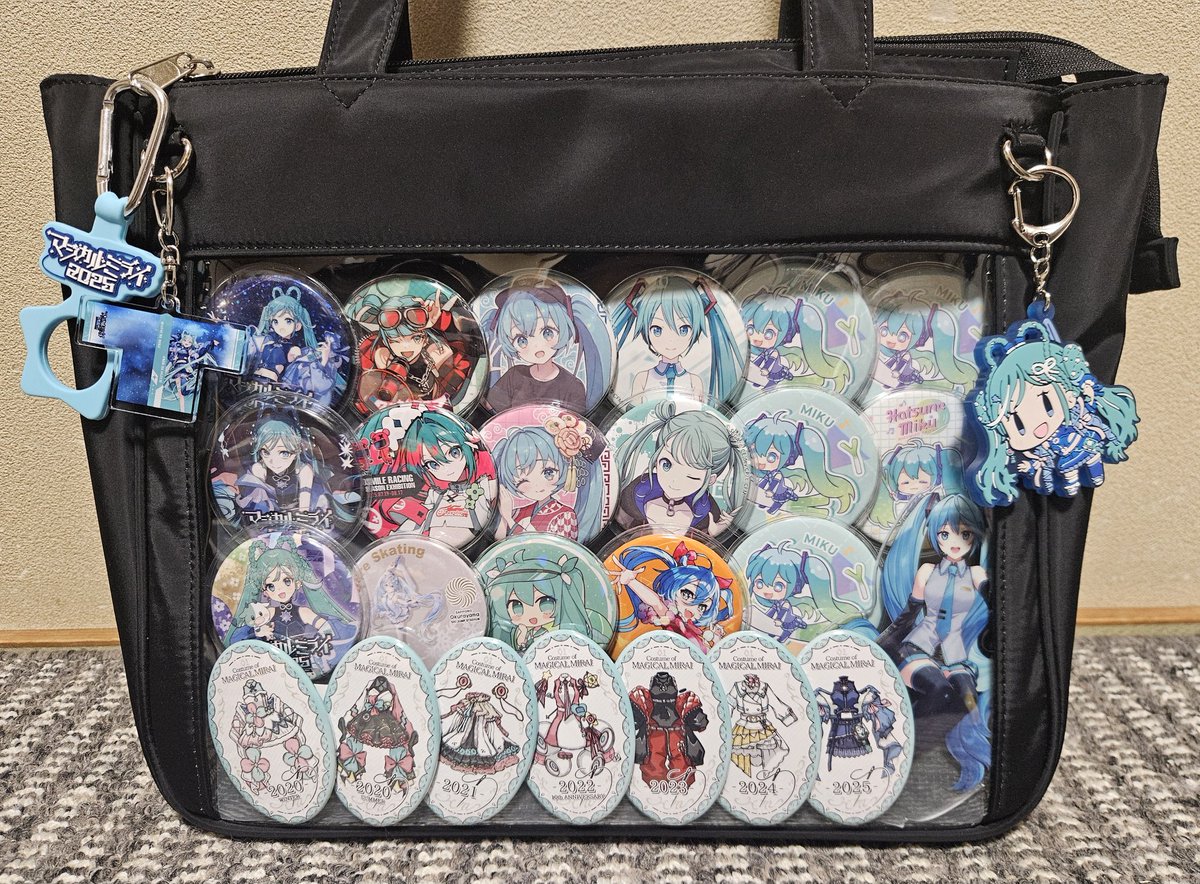 痛バ？が一応完成！！！ 初めて作ったから全然下手だけど、個人的には