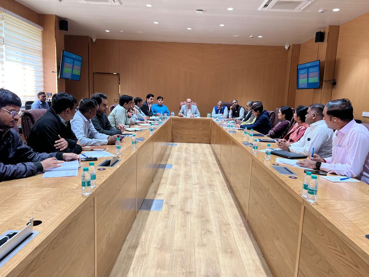 Guj_LSA_DoT_MoC's tweet photo. A review meeting chaired by Sh. Govind Kewlani, Special DGT, DoT Gujarat LSA, focused on fast-tracking BharatNet, Samridhh Gram Panchayat and 4G Saturation projects in Gujarat Circle. With participation from BSNL, GFGNL, CCA and SGP nodal officers, key decisions were taken to strengthen mobile and broadband connectivity in villages across Gujarat and UT of DNH&DD for citizens.