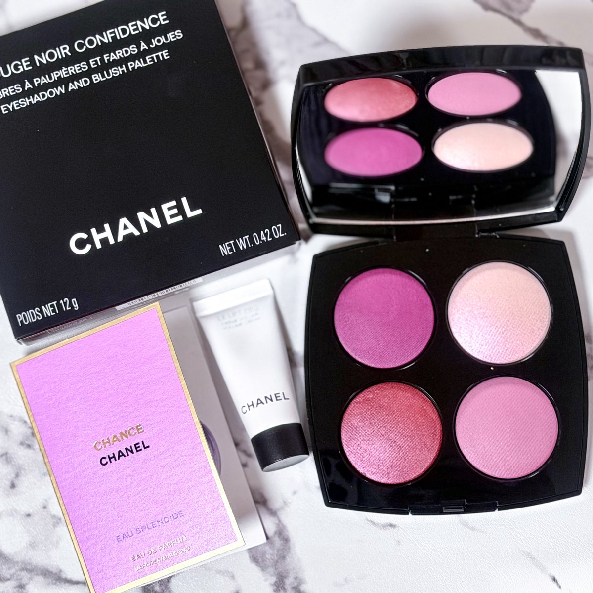 CHANELのルージュヌワールコンフィダンス 可愛すぎるしめっちゃ使い