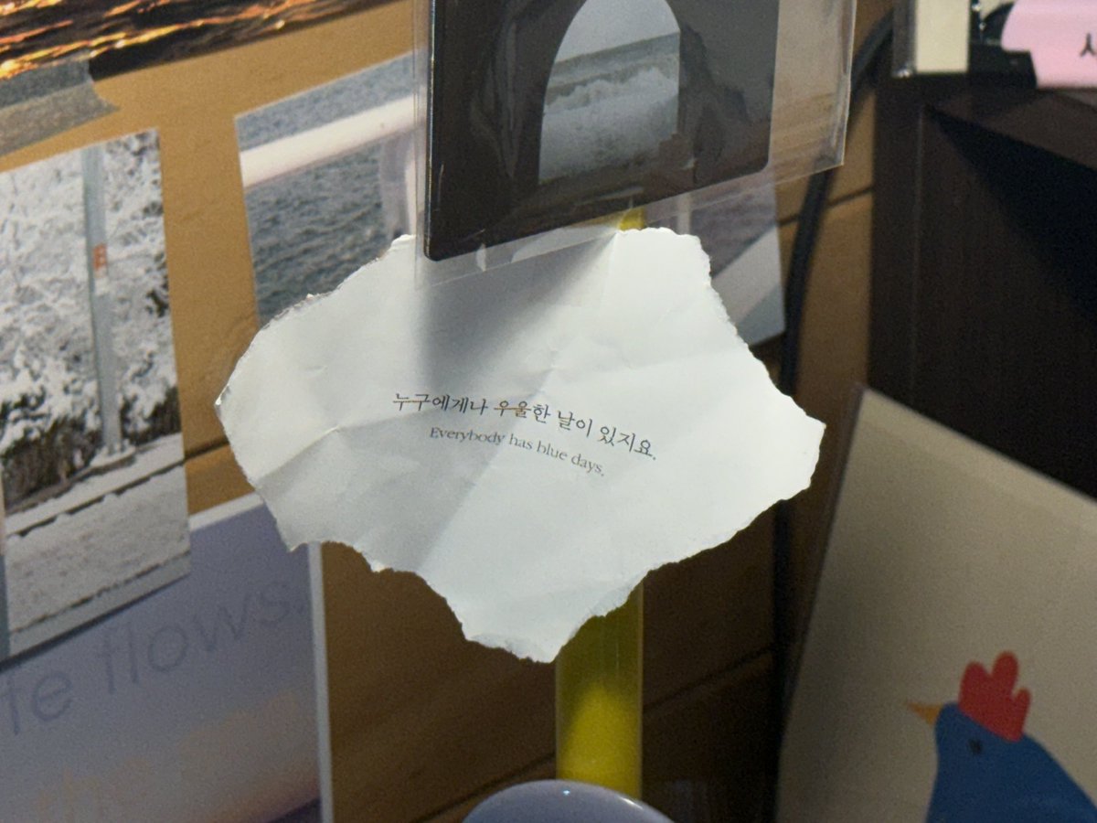 Hongrnfl's tweet image. 느리지만 확실한 숨을 쉬자, 사랑한다.