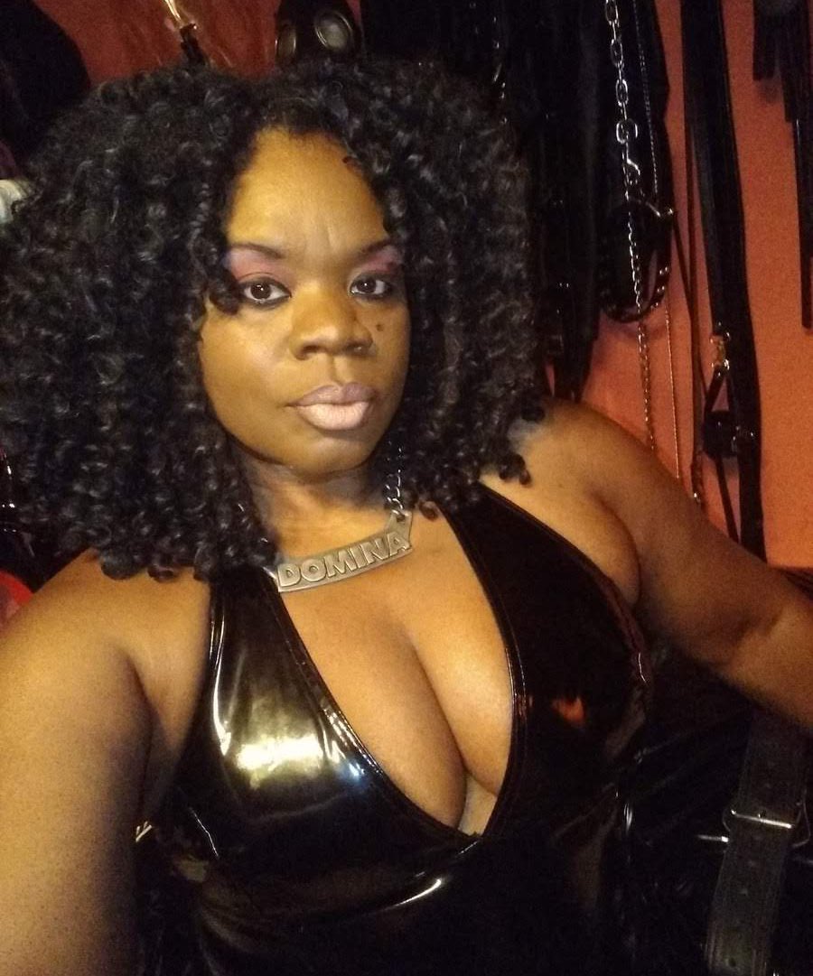 RealDommesSoFl's tweet image. I am Countess Dionysus!