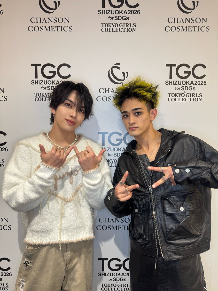 ⭐︎ミヤル⭐︎ $28