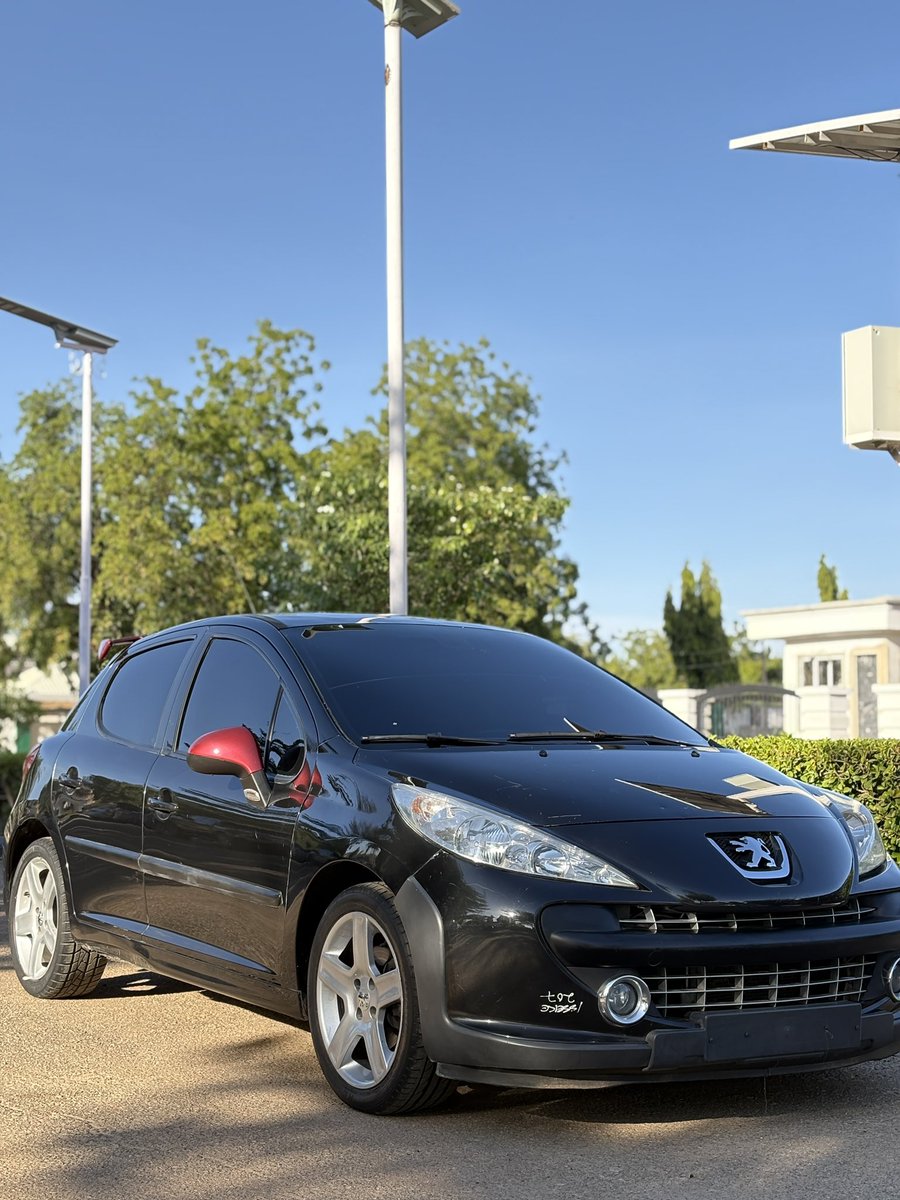 Godowoli_Jnr's tweet image. Direct with original papers
5.8
Damaturu