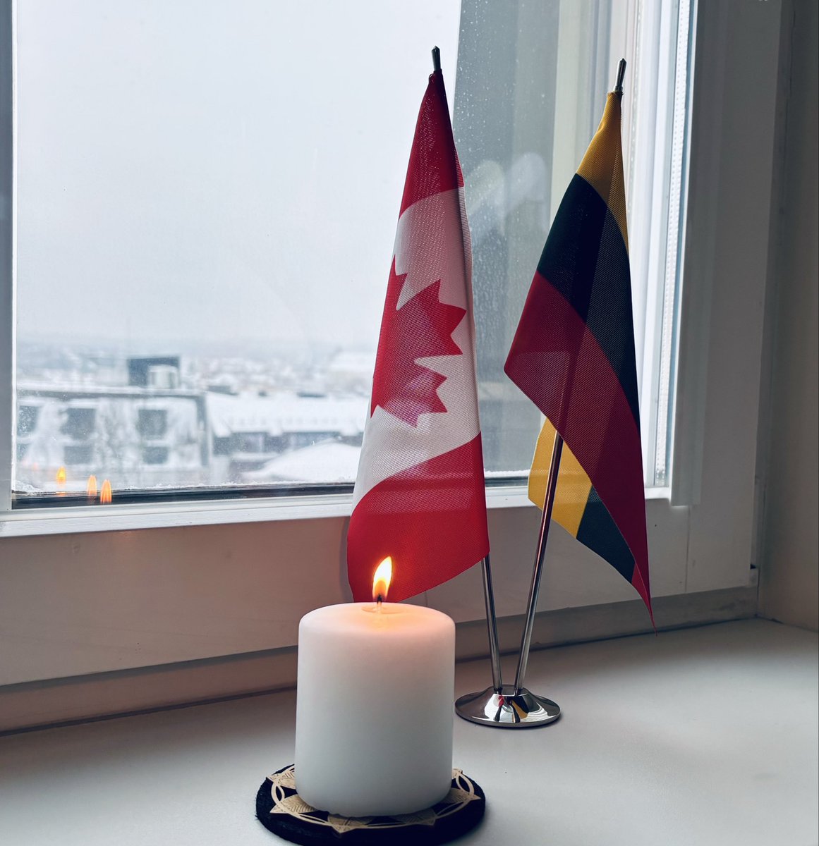 Today, we join Lithuanians in remembering the January 13th – the Day of Freedom Defenders.
We honour the courage and sacrifice of those who stood for democracy and independence in 1991.
We stands in solidarity with 🇱🇹 in defending freedom and human rights – values we share.🇨🇦🇱🇹