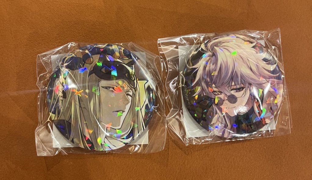 譲渡】FGO ホテル カルデア 缶バッジ 譲 マーリン、テスカトリポカ 求