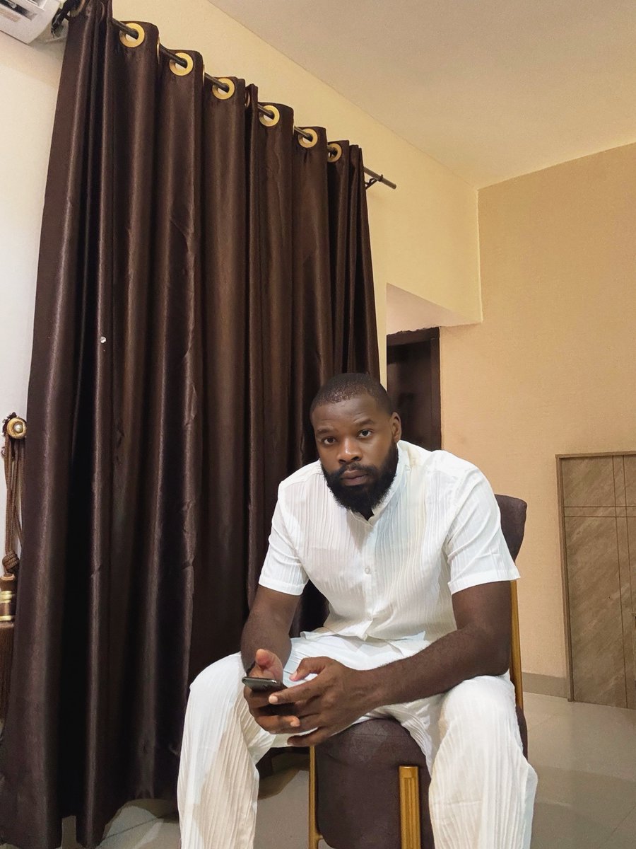 MrMekzy_'s tweet image. Nwoke bugodi elicha alacha aka.🙂‍↔️🤍💀✨