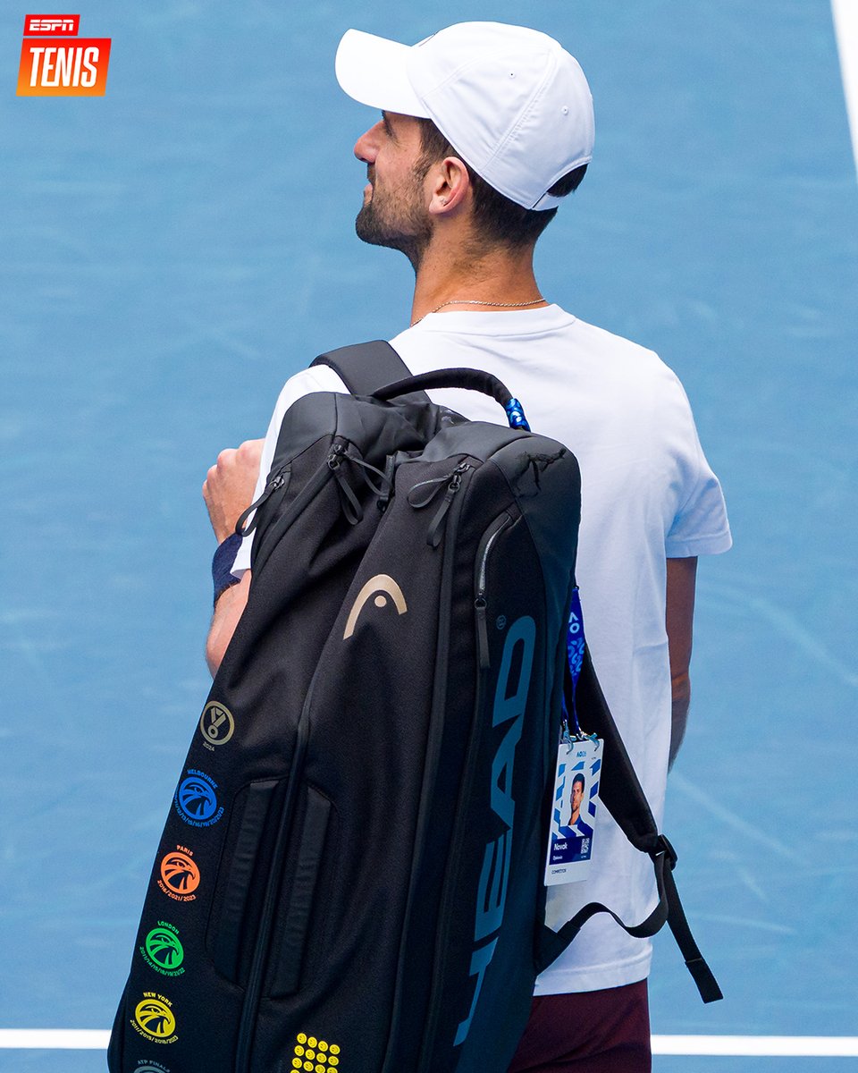 El 🔟 veces campeón ya está en Melbourne.

<a href="/DjokerNole/">Novak Djokovic</a> | #AO26