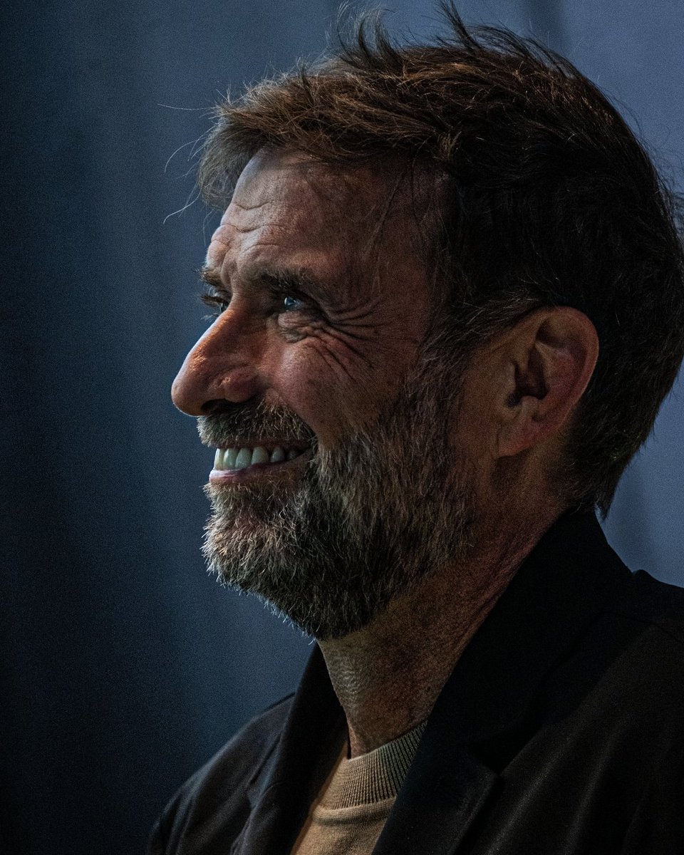 ESPNUK's tweet image. Jurgen Klopp has responded to Real Madrid manager talk after Xabi Alonso sacking 👀:

🗣️ "There were definitely a few people who felt they had to contact me directly about [the Real Madrid job].

This has absolutely nothing to do with me, and it didn’t trigger anything for me…