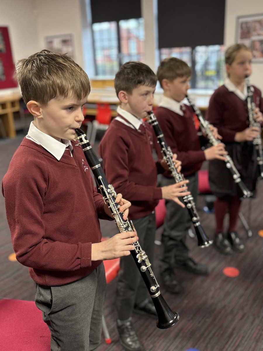 BromsSchool Music tweet media