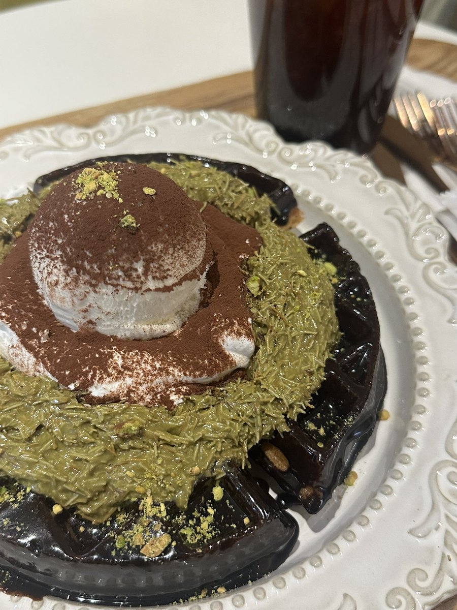 knitopia_ tweet media