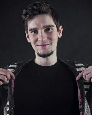 #ваняцест

А ты какую позу 
предпочитаешь?

                                                              Сверху

А почему?)

                                                     Ну надоело:
                                                    встал и ушёл…