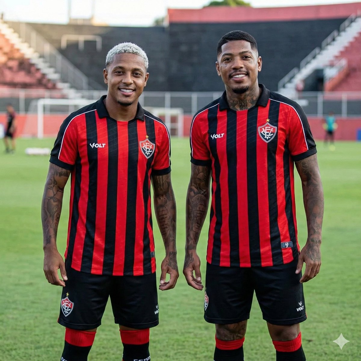 donattoassis's tweet photo. Não sei vocês, mas diante da realidade financeira do Vitória, eu aceito essa dupla tranquilamente.
PS: Combinou demais o uniforme. https://t.co/dVo9Q0y4nk