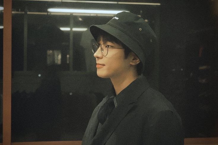 jwwmch's tweet image. if comfort were a person 🤍