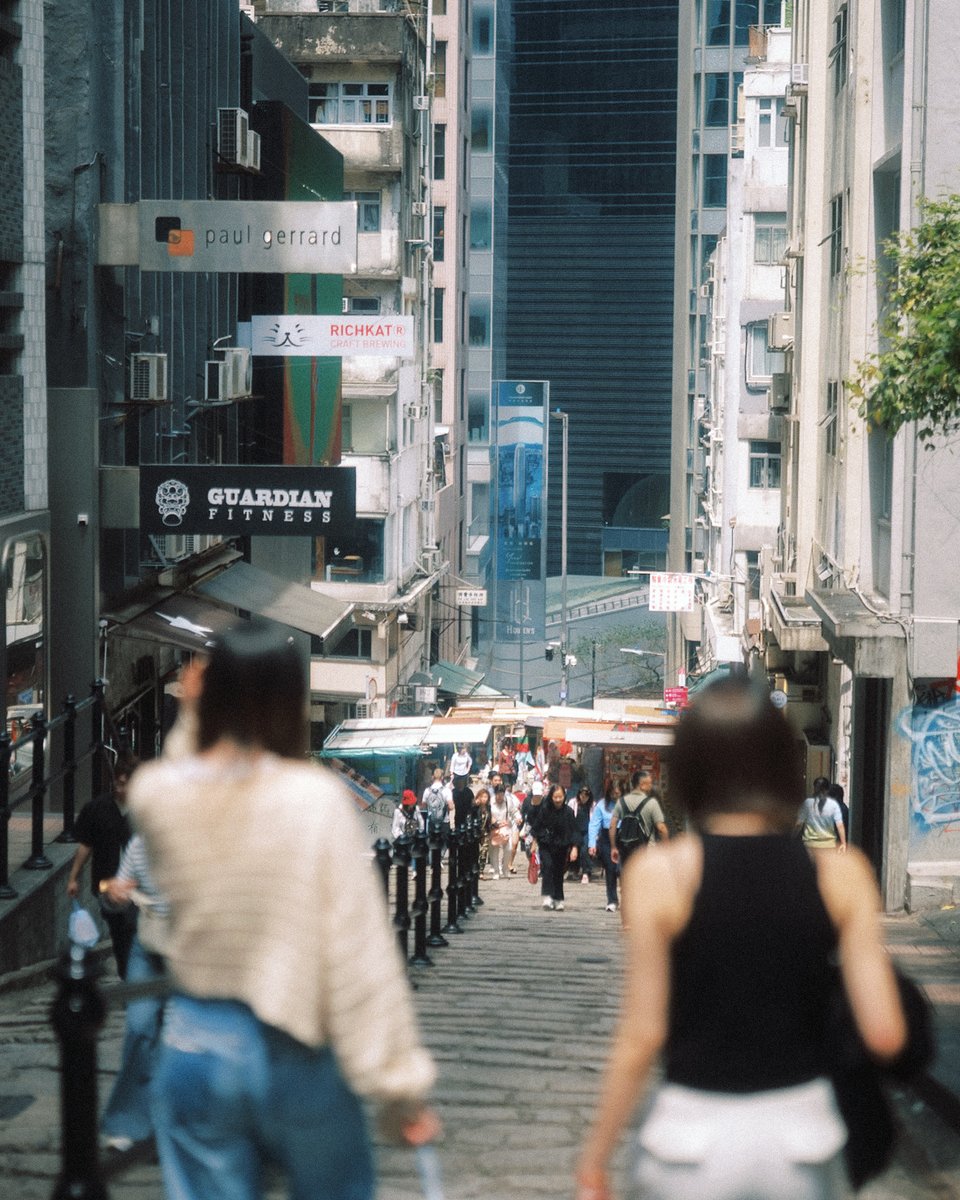 catzcrewz's tweet image. ช่วงนี้ชอบการถ่ายรูปแบบหน้าเบลอหลังชัด
ลองไปถ่ายกันดูนะ มันจะให้อารมณ์ภาพอีกแบบเลย