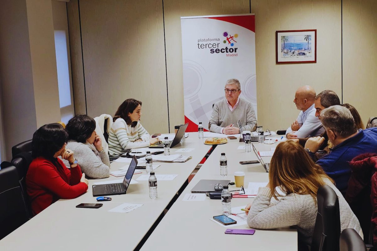 📌 La Junta Directiva de la Plataforma del #TercerSectorMadrid aprueba las funciones del nuevo órgano de gobierno y el Plan de Acción 2026, hoja de ruta de nuestra actividad este año.
p3smadrid.org/actualidad/jun…