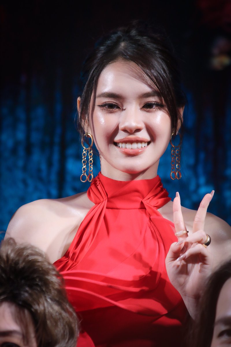 ฝากพนอ2ด้วยนะคะ ~

#CherprangAreekul
#พนอ2