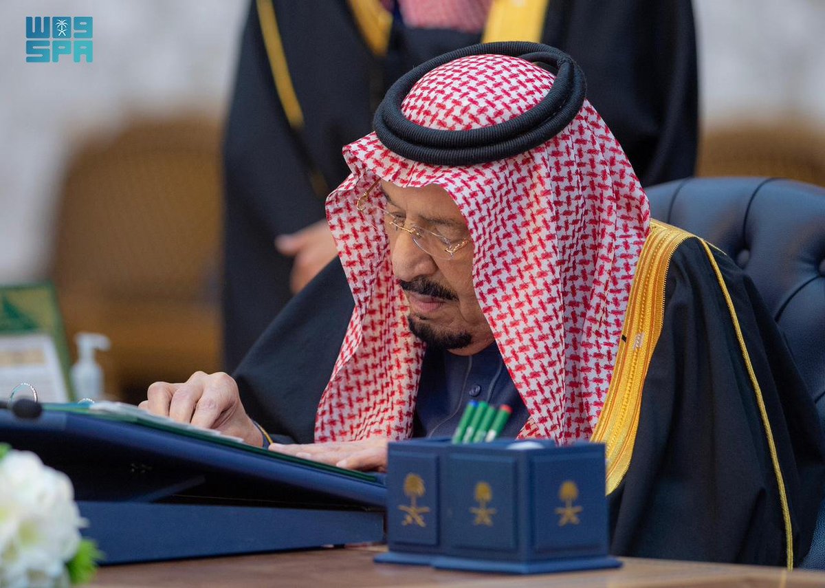 spagov's tweet image. #مجلس_الوزراء يُعرِب عن دعمه مخرجات الاجتماع الاستثنائي لوزراء خارجية الدول الأعضاء في منظمة التعاون الإسلامي حول الوضع بالصومال الذي عُقِد في مدينة جدة، ويشدّد على رفض المملكة العربية السعودية أي محاولات فرض كيانات موازية تتعارض مع وحدة الصومال وسلامة أراضيه، وأي تقسيم أو مساس…