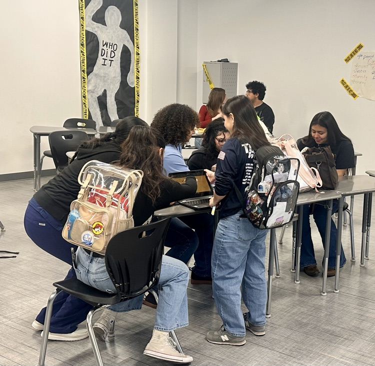 MaryCarrollHigh's tweet photo. Tiger Time hits different. ๐ฅ
Locked in ๐ | Working together ๐ค | Making moves ๐
Clubs. Collaboration. Real learning.
This is Tiger Time. ๐๐
#TigerTime2.0 #BetterAtCarroll #TPND https://t.co/p9FHQxzhsT