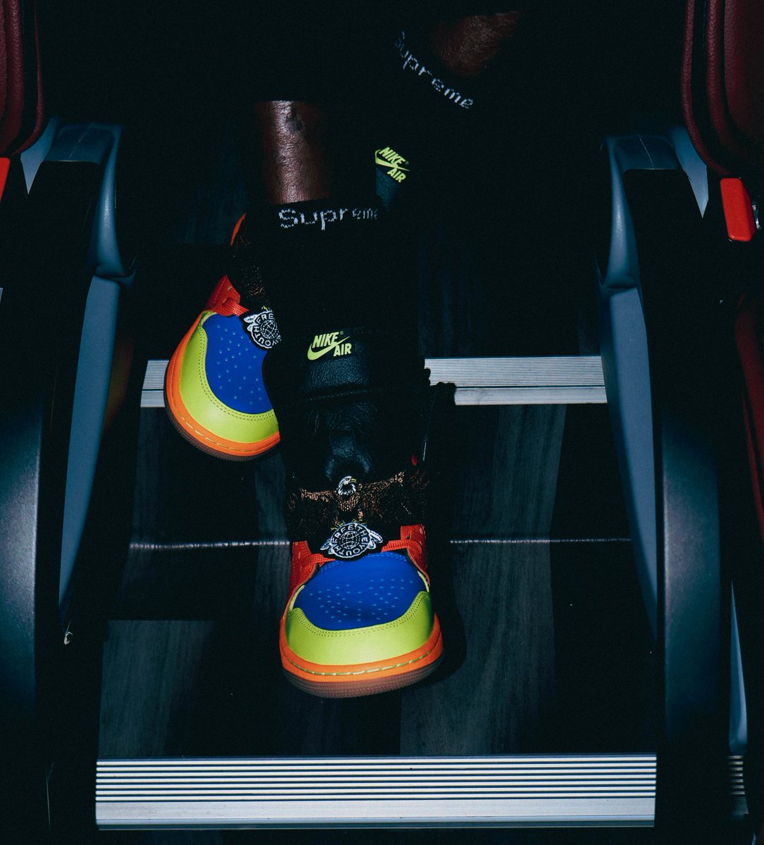 stonebwoy's tweet image. Expensive Bad Man Lifestyle. FTY🇬🇭✨

#TheTorcher