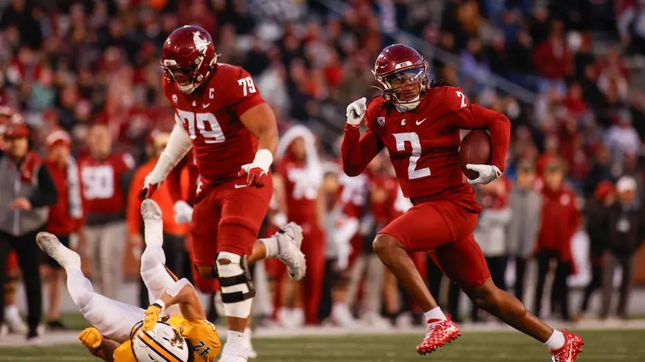 I’ll be visiting Wazzu this Thursday!! <a href="/BThompson_BT/">Brandyn Thompson</a> <a href="/Coach_Bray/">Trent Bray</a>