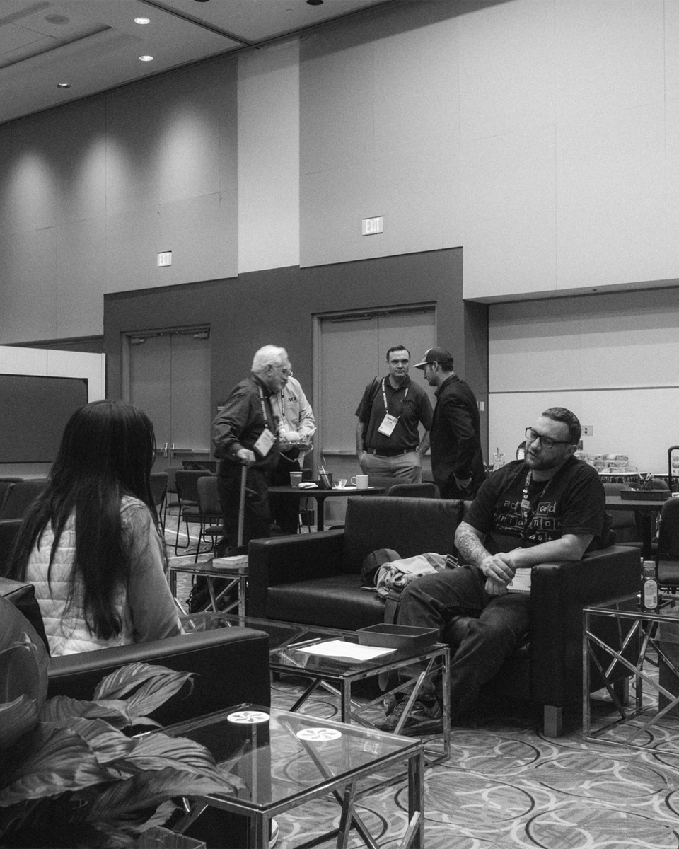 AlpyneStrategy's tweet photo. This is what real conversations look like. @ahrexpo  

#HVAC #Refrigerants #AHR2026 https://t.co/oH31VfsDoN