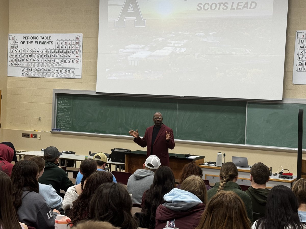 almacollege's tweet photo. This weekend, the Alma College Leadership Summit brought together 100+ students to explore leadership and personal growth. With keynote speaker Dan Gaken, Director of the CMU Sarah Opperman Leadership Institute, students learned how to lead across differences at Alma and beyond. https://t.co/iFua0f7ELb