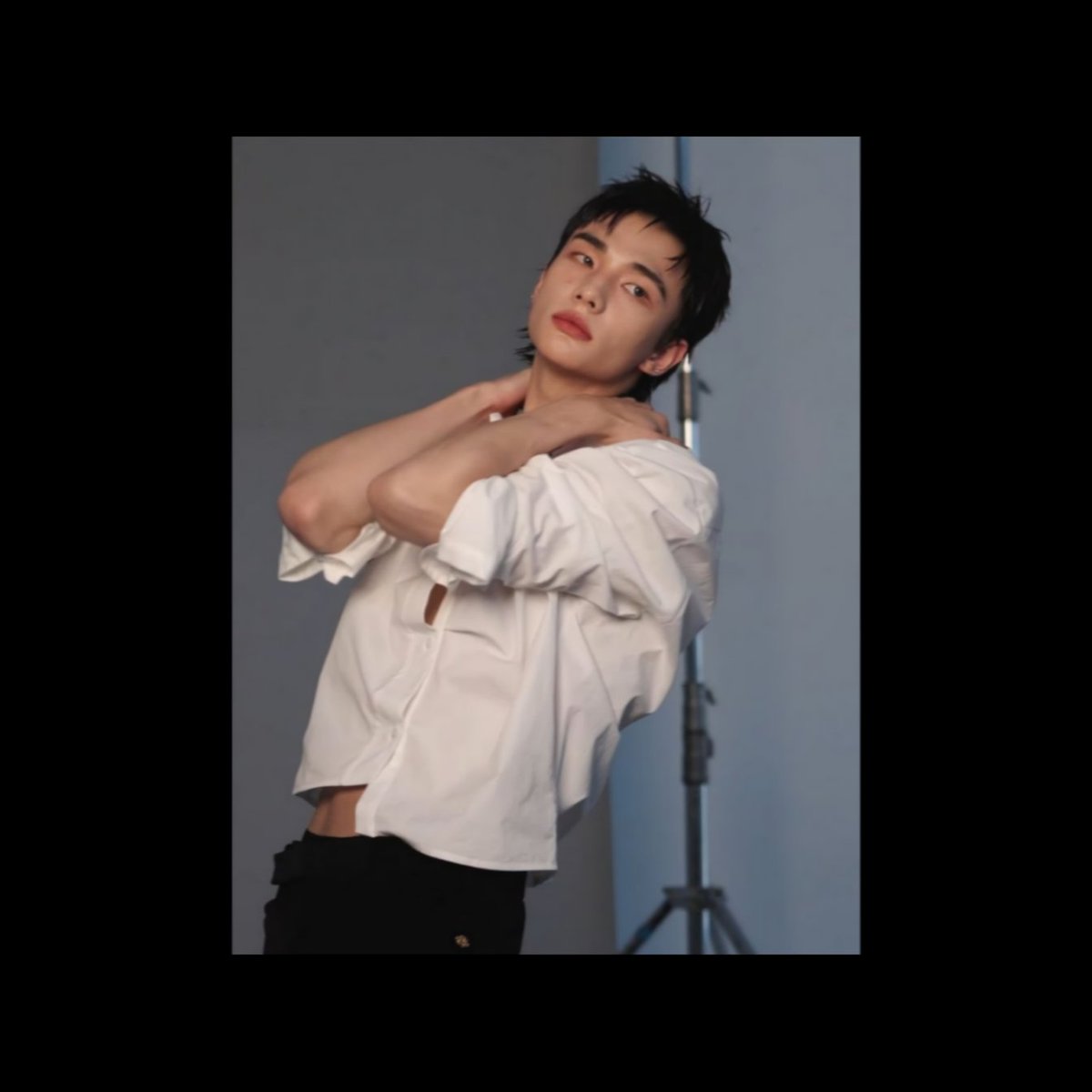 NOMERCYYMOVE's tweet image. ⠀⠀⠀⠀

  “𝘐 𝘥𝘰𝘯’𝘵 𝘣𝘦𝘭𝘰𝘯𝘨 𝘢𝘯𝘺𝘸𝘩𝘦𝘳𝘦; 𝘵𝘩𝘢𝘵’𝘴 
  𝘵𝘩𝘦 𝘵𝘳𝘶𝘦 𝘮𝘦𝘢𝘯𝘪𝘯𝘨 𝘰𝘧 𝘣𝘦𝘪𝘯𝘨 𝘩𝘶𝘮𝘢𝘯.”

⠀ ⠀⠀