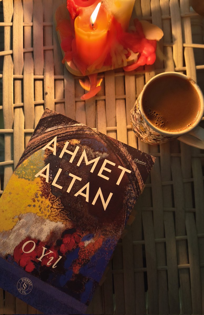 EbruSevnc_'s tweet image. Acaba biz başka bir yerdeki bir canlı türünün delileri miyiz, bu dünya onların tımarhanesi mi ? Azılı delilerin atıldığı bir yer mi burası ?

#alıntı @_ahmetaltan #OYıl