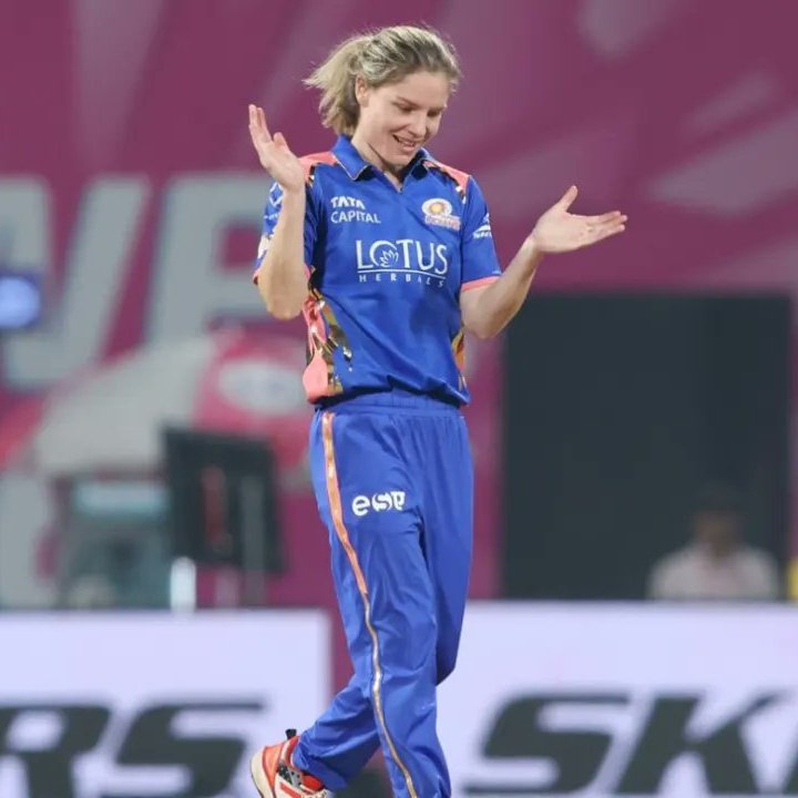 Nicola carey.. The player you are🥺🔥
She can bat. 
She can bowl.. 
She can field.. 
A great addition to Mumbai Indians legacy💙
#MIvsGG #WPL2026 #WPL #crickettwitter #HarmanpreetKaur