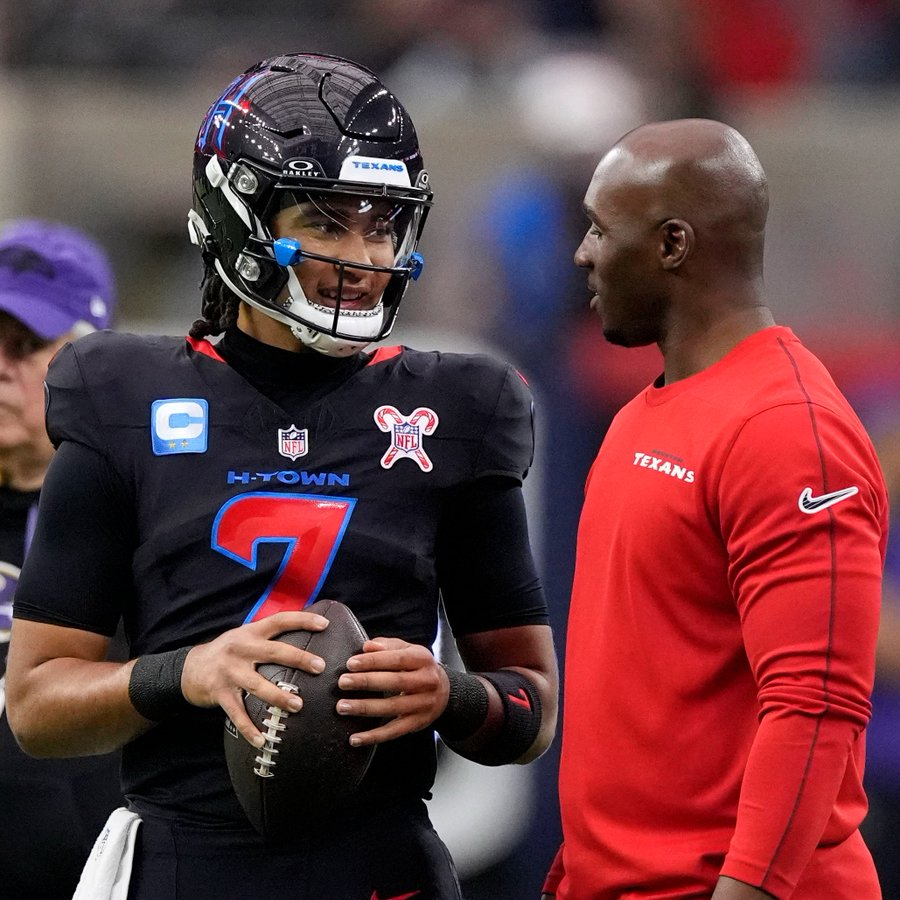 C.J. Stroud and DeMeco Ryans are the first QB-HC duo in NFL history to win by 20+ points in the Wild Card Round in each of their first 3 seasons 😎

<a href="/HoustonTexans/">Houston Texans</a> | #HTownMade