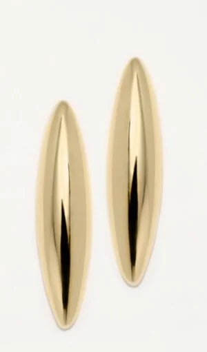 Entrega de los Premios Zenda 2024-2025.Letizia repite blusa gris lazada <a href="/HUGOBOSS/">HUGO BOSS Corporate</a> .Pendientes dorados <a href="/Pertegazoficial/">PERTEGAZ</a> Pantalones negros <a href="/SybillaOfficial/">Sybilla</a>  Salones negros <a href="/MAGRITshoes/">Magrit</a> .Anillo oro <a href="/Coreterno/">Coreterno</a> Fotos @Limitedpictures Madrid 13/01/26.